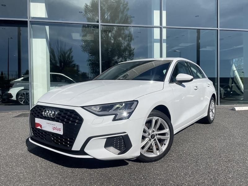 Utilisé 2022 Audi A3 Design Berline | 22 990 € - Image 1/4