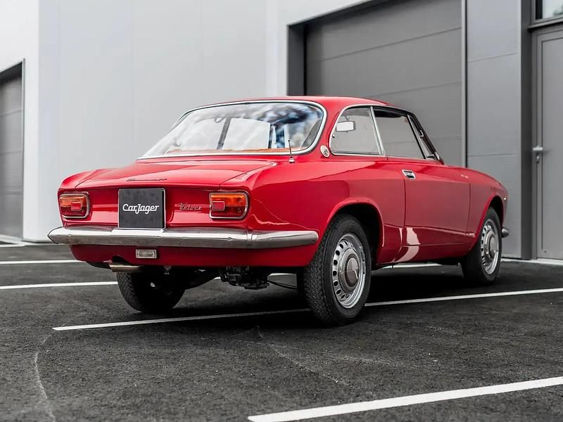 Occasion Alfa Romeo GT Sprint 109 ch (80 kW) 1966 Rouge Coupé