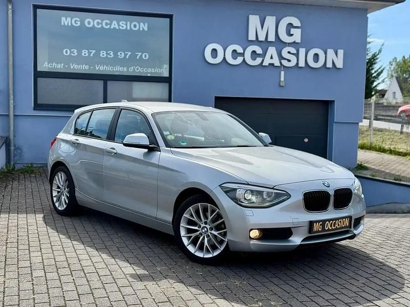 Argent Utilisé 2014 BMW 118 Sport Line Citadine | 9 490 € (Bon prix) - Image 1/4