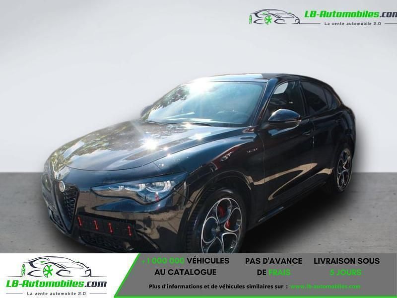 Utilisé 2023 Alfa Romeo Stelvio SUV | 42 400 € (Prix juste) - Image 1/4