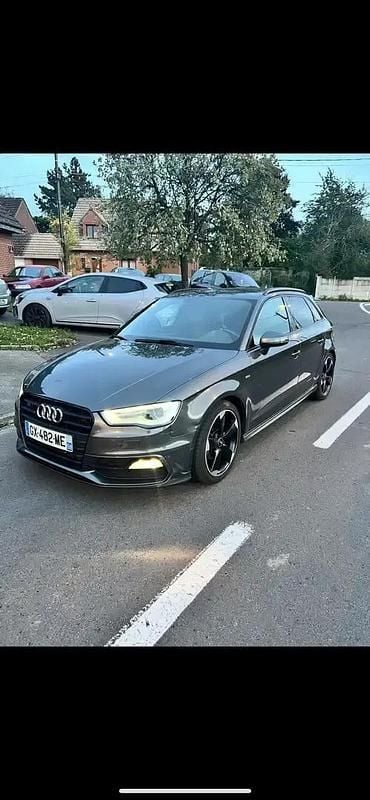 Utilisé 2016 Audi A3 Sportback S-Line Berline | 13 900 € (Prix juste) - Image 1/4