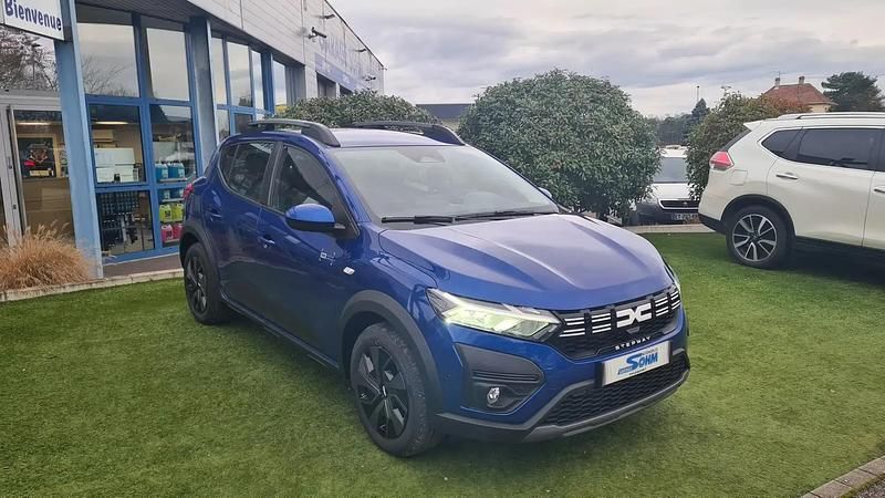 Bleu Nouvelle 2025 Dacia Sandero Expression Berline | 18 850 € - Image 1/4