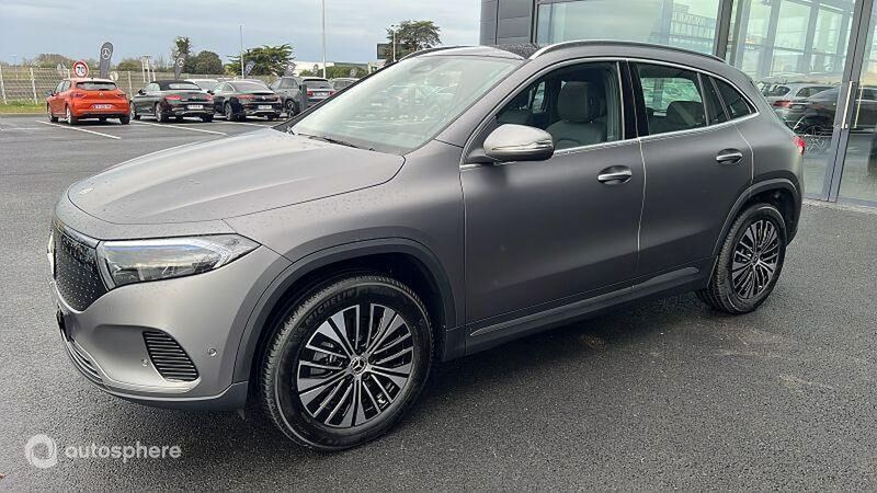 Gris Utilisé 2025 Mercedes EQA250+ Edition SUV | 45 990 € (Prix cher) - Image 1/4