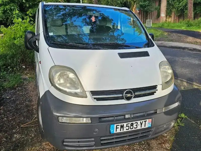 Image 2/4