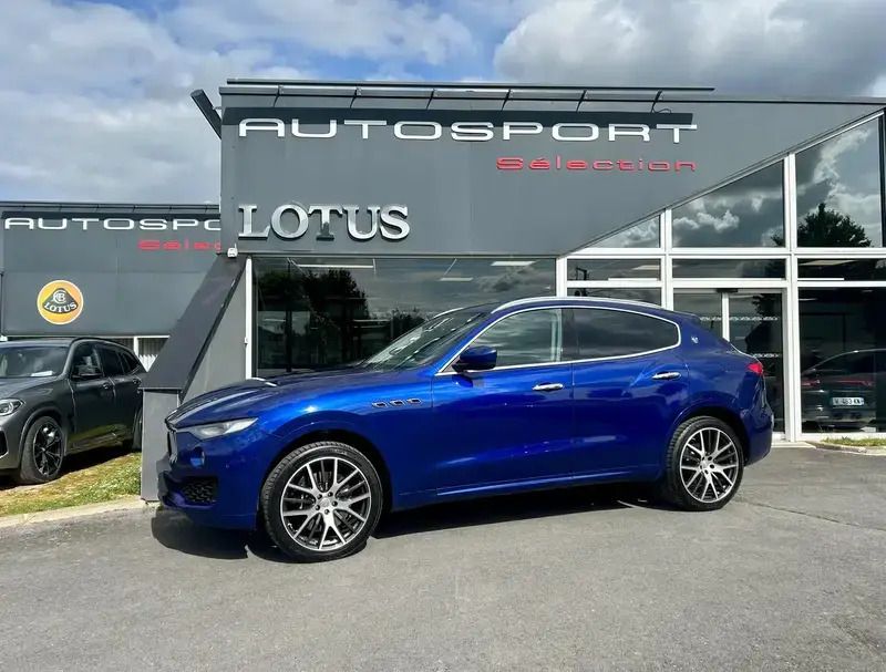 Bleu Utilisé 2016 Maserati Levante SUV | 41 900 € (Prix assez cher) - Image 1/4