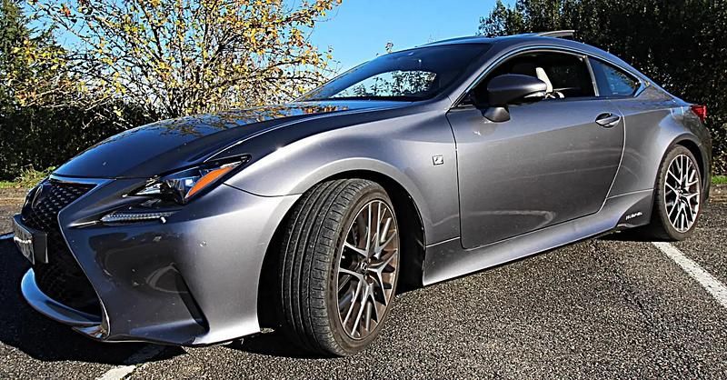 Occasion 2016 Lexus RC300h Executive Line Coupé | 23 950 € - Image 1/4