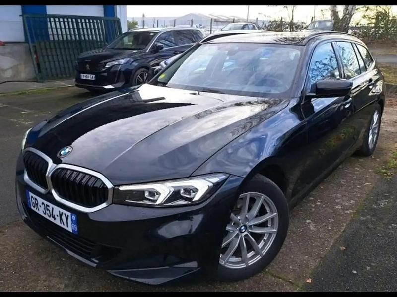 Saphirschwarz métallisé Occasion 2023 BMW 318 Sport Line Break | 33 890 € (Prix juste) - Image 1/4