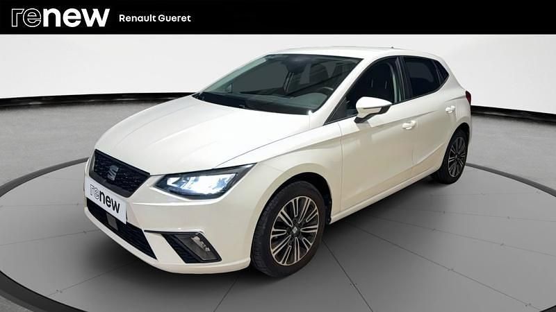 Blanc Utilisé 2022 Seat Ibiza Berline | 15 499 € (Prix assez cher) - Image 1/4