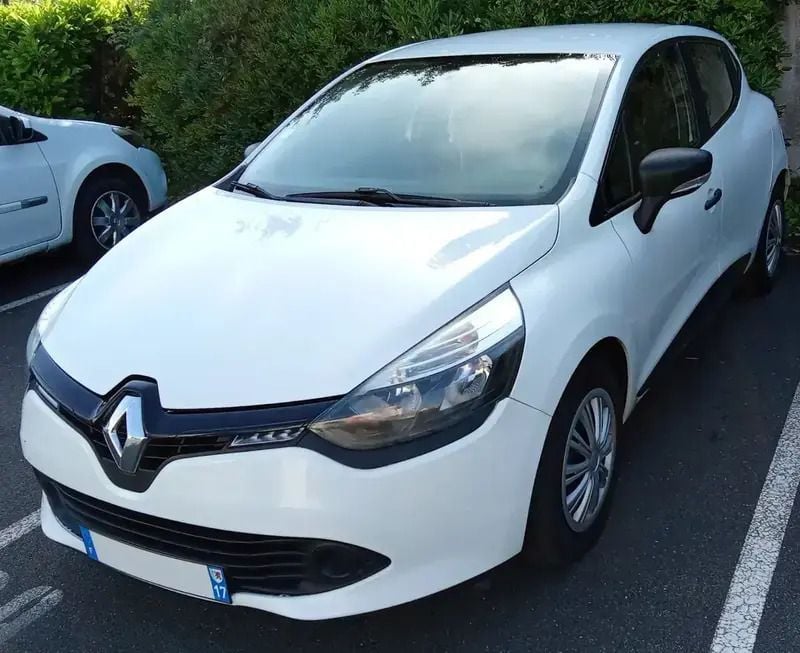 Utilisé 2015 Renault Clio IV Berline | 4 200 € - Image 1/4