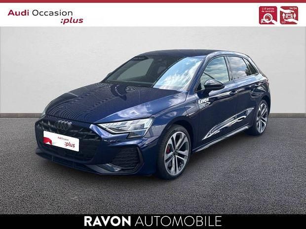 Bleu Utilisé 2025 Audi A3 e-tron S-Line Citadine | 66 547 € - Image 1/4