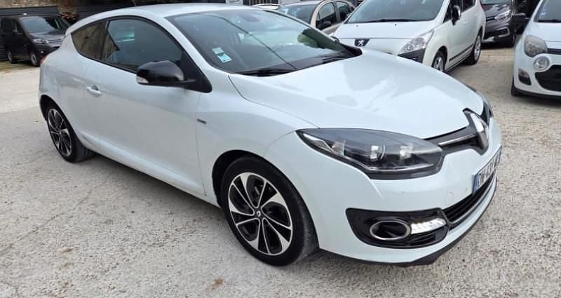 Blanc Utilisé 2015 Renault Mégane Coupé Bose Edition Coupé | 7 490 € (Bon prix) - Image 1/4