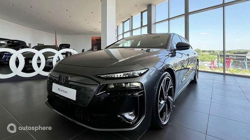 Gris Utilisé 2025 Audi A6 e-tron S-Line Break | 91 999 € (Prix juste) - Image 1/4