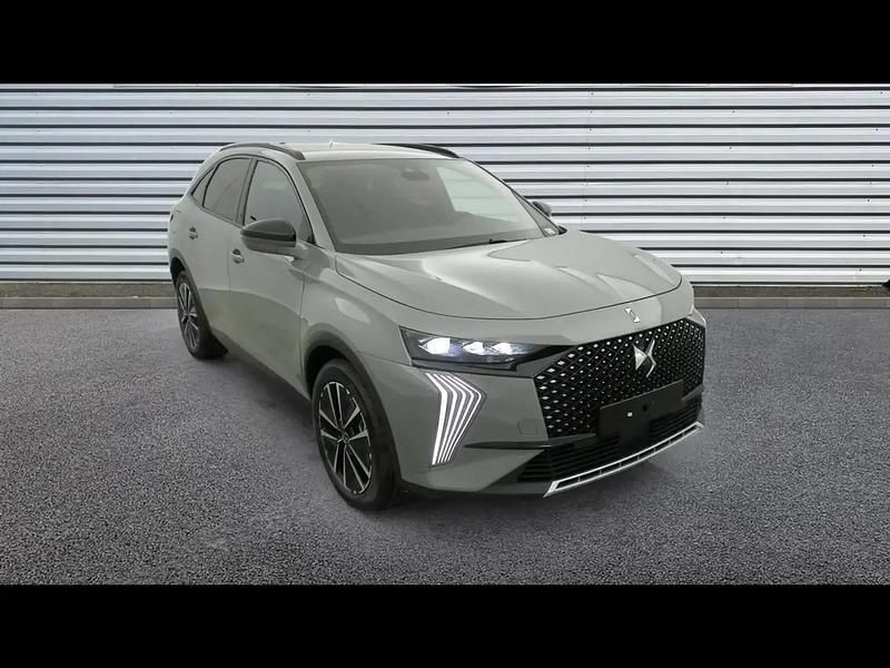 Gris Nouvelle 2025 DS Automobiles DS7 Crossback SUV | 36 980 € (Prix juste) - Image 1/4