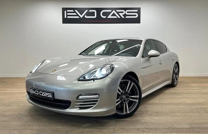 Gris Utilisé 2012 Porsche Panamera 4S Berline | 37 990 € - Image 1/4