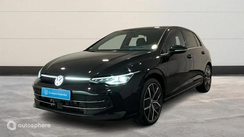 Occasion 2024 VW Golf Edition Berline | 35 499 € (Prix cher) - Image 1/4