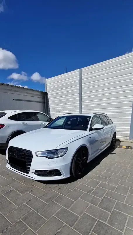 Blanc Utilisé 2012 Audi A6 Break | 12 000 € - Image 1/4