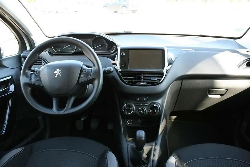 Blanc Utilisé 2016 Peugeot 208 Citadine | 6 190 € (Bon prix) - Image 1/4