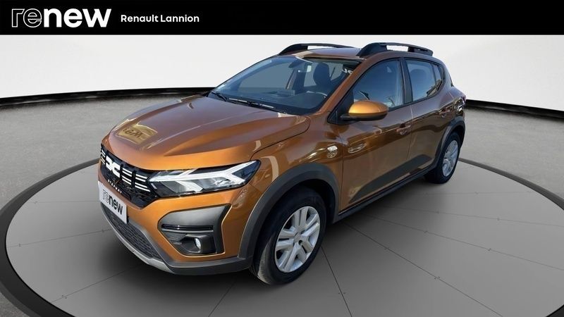 Orange Utilisé 2024 Dacia Sandero Expression Citadine | 16 290 € (Prix juste) - Image 1/4