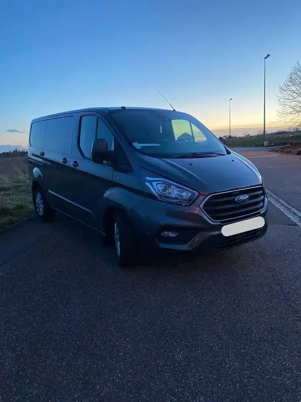 Utilisé 2025 Ford Transit Custom Limited Van | 19 000 € - Image 1/4