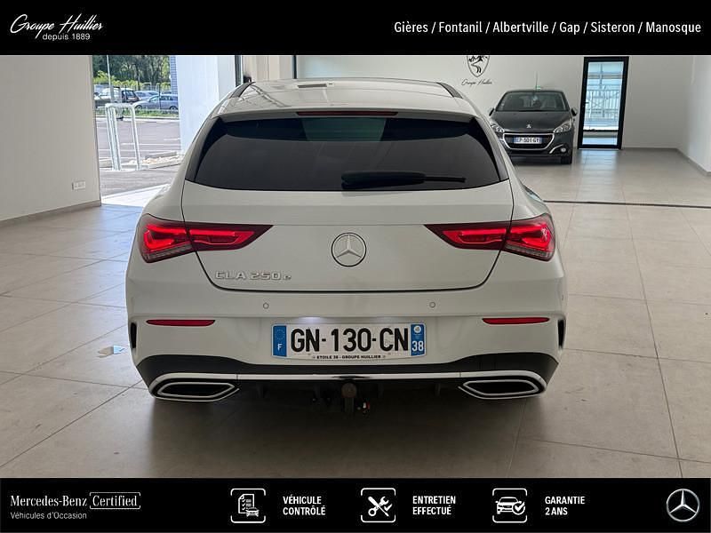 Occasion Mercedes CLA250e Shooting Brake AMG line 160 ch (117 kW) 2023 Break