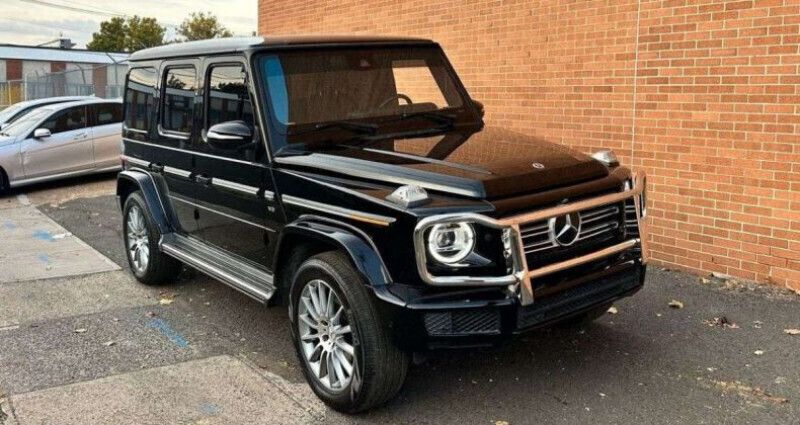 Utilisé 2023 Mercedes G500 AMG line SUV | 112 145 € - Image 1/4