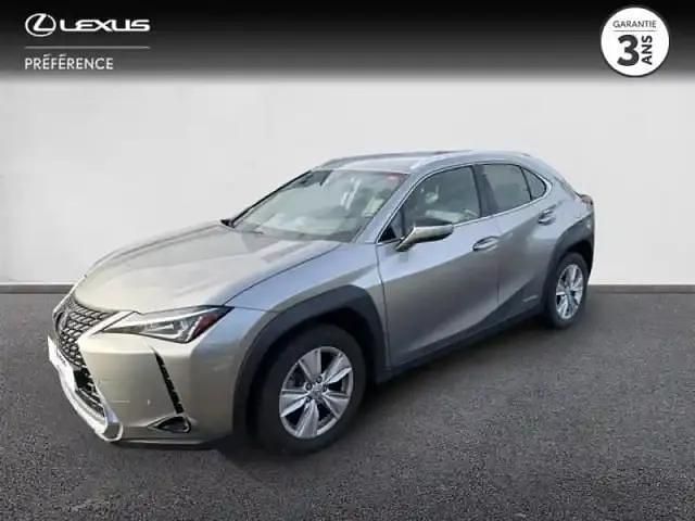 Gris titane métallisé Occasion 2021 Lexus UX 250h Business Edition SUV | 23 990 € (Prix juste) - Image 1/4