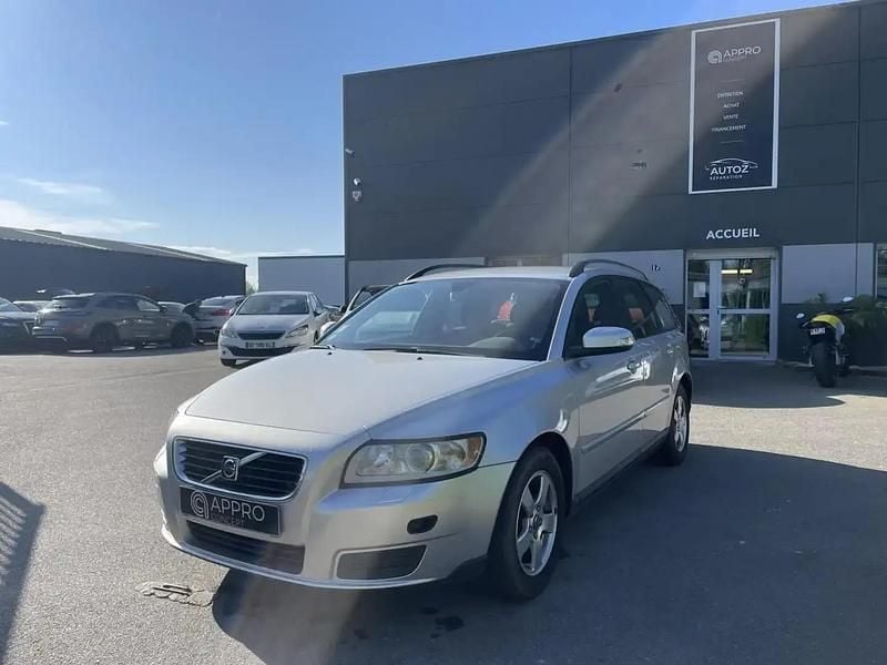Gris Utilisé 2008 Volvo V50 Kinetic Break | 7 390 € - Image 1/4
