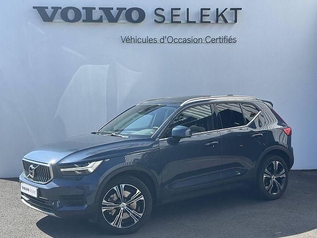 Bleu Utilisé 2021 Volvo XC40 Inscription SUV | 28 990 € (Prix juste) - Image 1/4