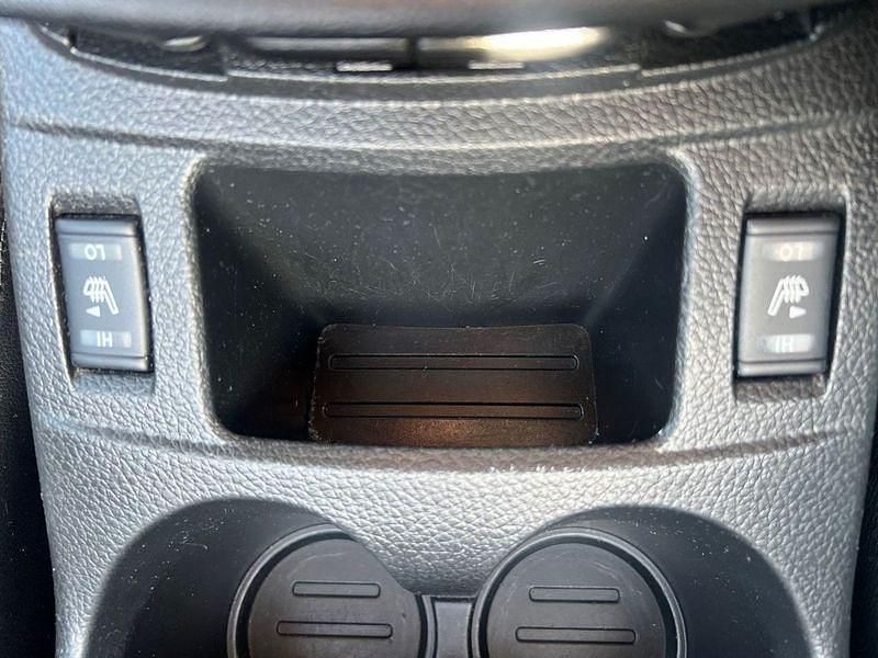 Occasion Nissan Qashqai Tekna 130 ch (95 kW) 2015 Blanc SUV