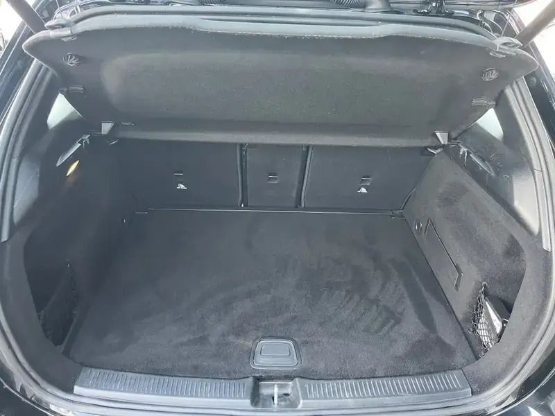 Image 2/4