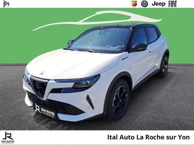 Noir Nouvelle 2025 Alfa Romeo Junior Edizione Speciale | 38 499 € (Prix juste) - Image 1/4