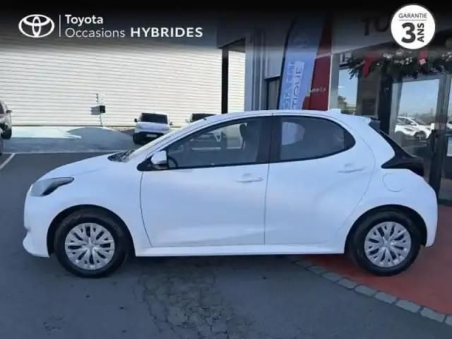 Occasion Toyota Yaris Hybrid Business Edition 116 ch (85 kW) 2023 Blanc Berline