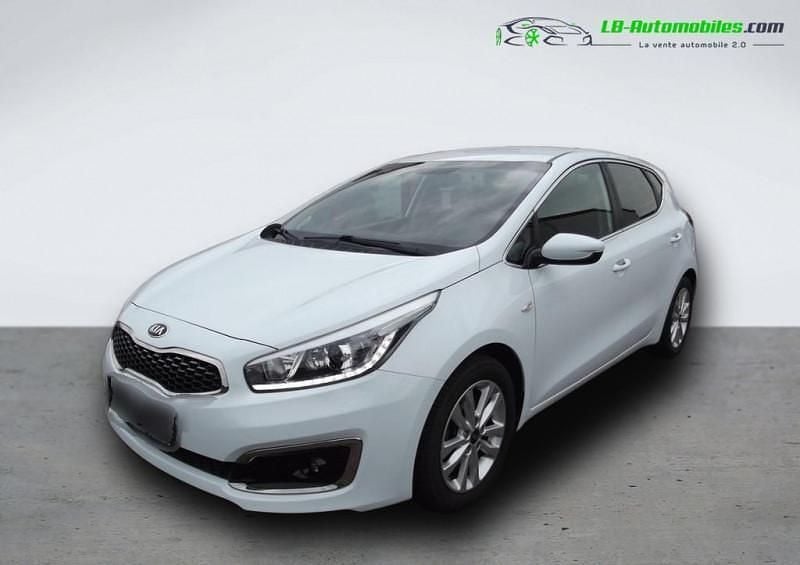 Utilisé 2018 Kia Ceed Berline | 15 600 € (Prix juste) - Image 1/4