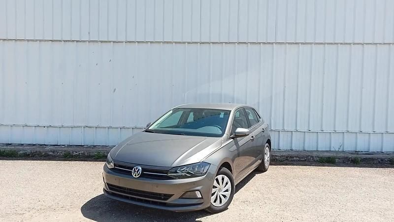 Gris Utilisé 2020 VW Polo LOUNGE Berline | 14 490 € (Prix juste) - Image 1/4