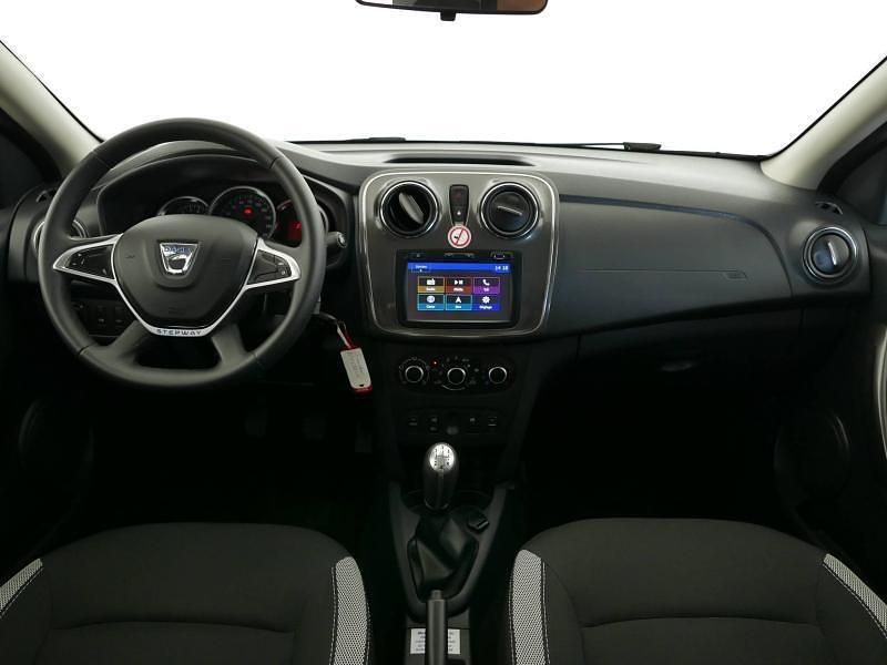 Occasion Dacia Sandero Stepway 2016 Noir Citadine