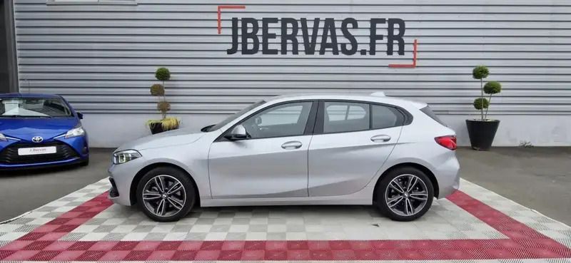 Utilisé 2020 BMW 118 Sport Line Citadine | 21 999 € (Prix juste) - Image 1/4