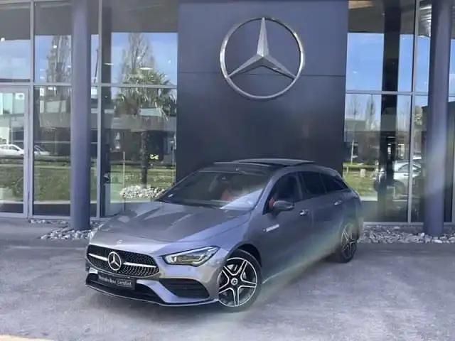 Gris Utilisé 2022 Mercedes CLA250e AMG line Berline | 33 500 € (Prix juste) - Image 1/4