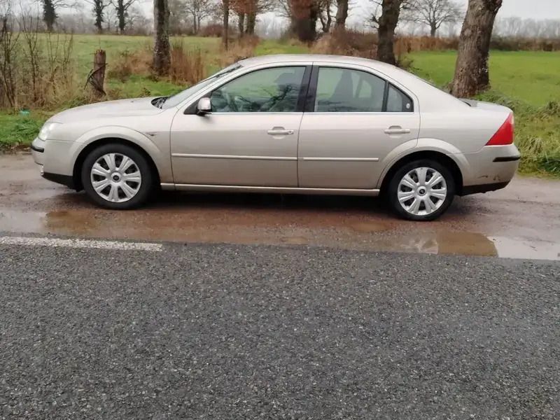 Utilisé 2004 Ford Mondeo Ghia Berline | 3 590 € - Image 1/4
