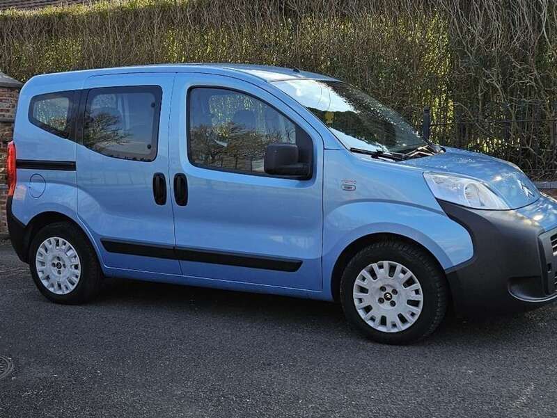 Image 4/4