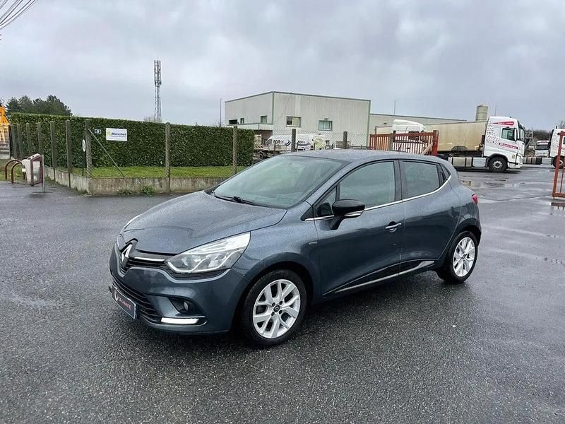 Occasion Renault Clio IV LIMITED 90 ch (66 kW) 2018 Gris Citadine