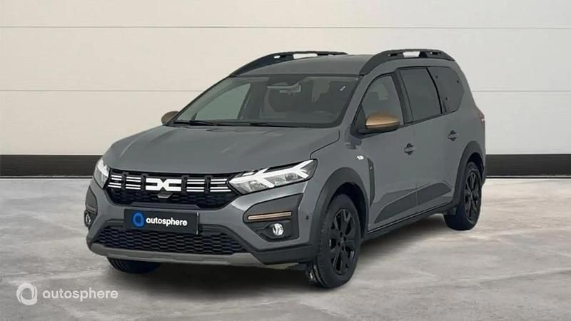 Gris Utilisé 2025 Dacia Jogger Extreme Monospace | 27 899 € (Prix assez cher) - Image 1/4