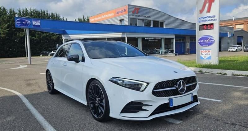 Blanc Utilisé 2019 Mercedes A200 AMG line Berline | 26 490 € (Prix assez cher) - Image 1/4