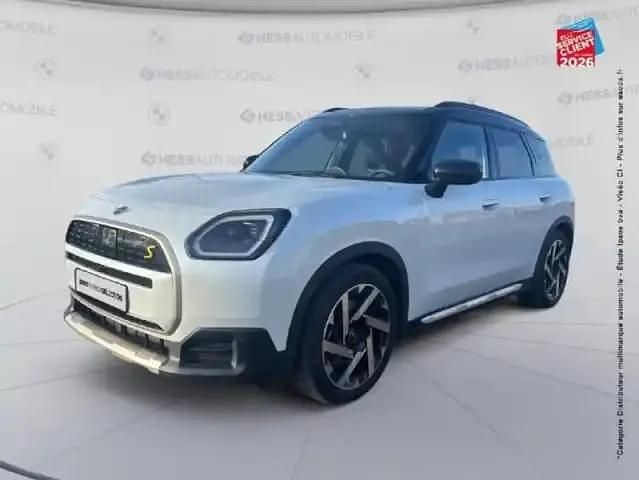 Occasion Mini Countryman Favoured 22 kW (30 ch) 2025 Nanuq white SUV
