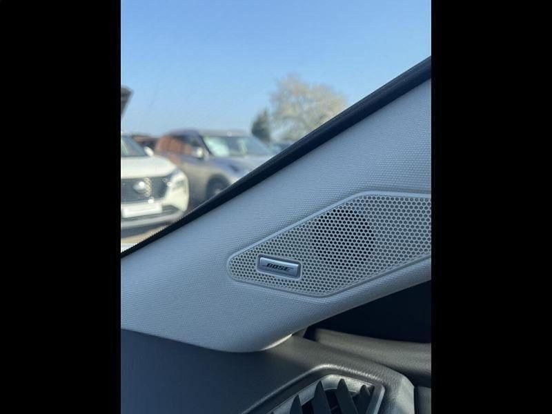 Image 3/4