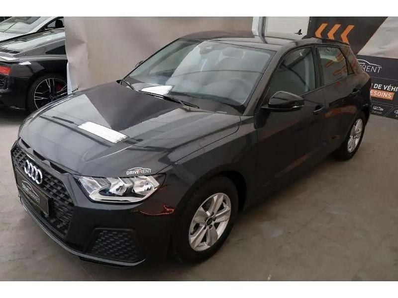 Gris Utilisé 2023 Audi A1 Sportback Citadine | 23 056 € (Bon prix) - Image 1/4