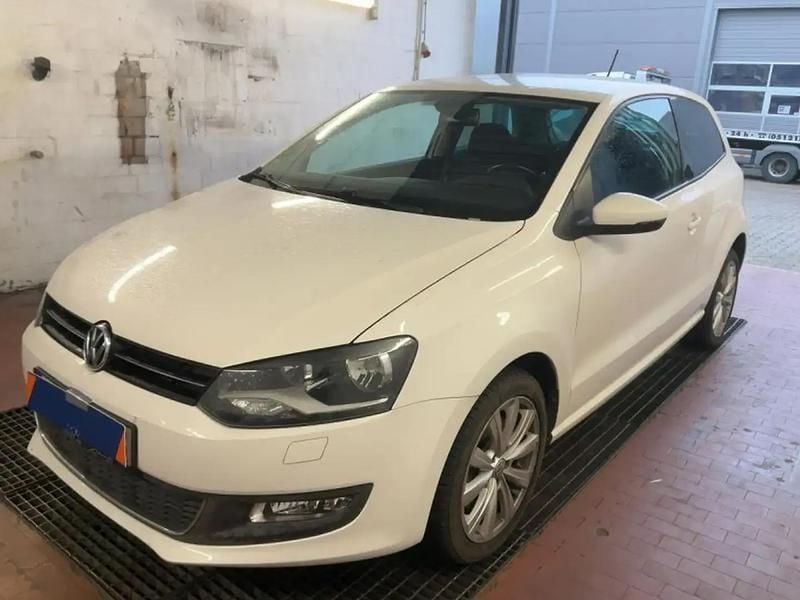 Blanc Occasion 2011 VW Polo Sportline Berline | 8 490 € (Prix juste) - Image 1/4