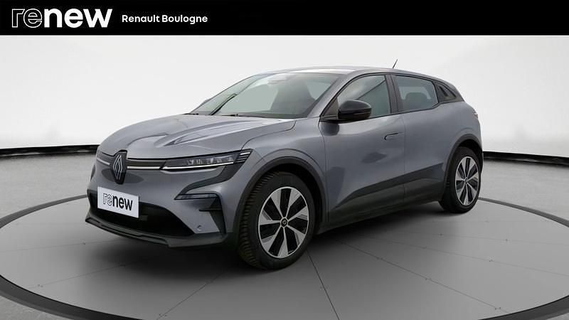 Gris Utilisé 2023 Renault Mégane Evolution Berline | 23 690 € (Bon prix) - Image 1/4