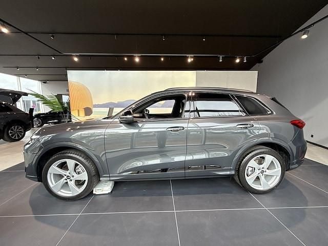 Nouvelle Audi Q5 Design 204 ch (150 kW) 2025 Gris tambora métallisé SUV