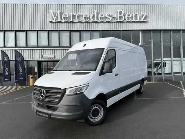 Blanc Occasion 2023 Mercedes Sprinter Van | 45 480 € - Image 1/4