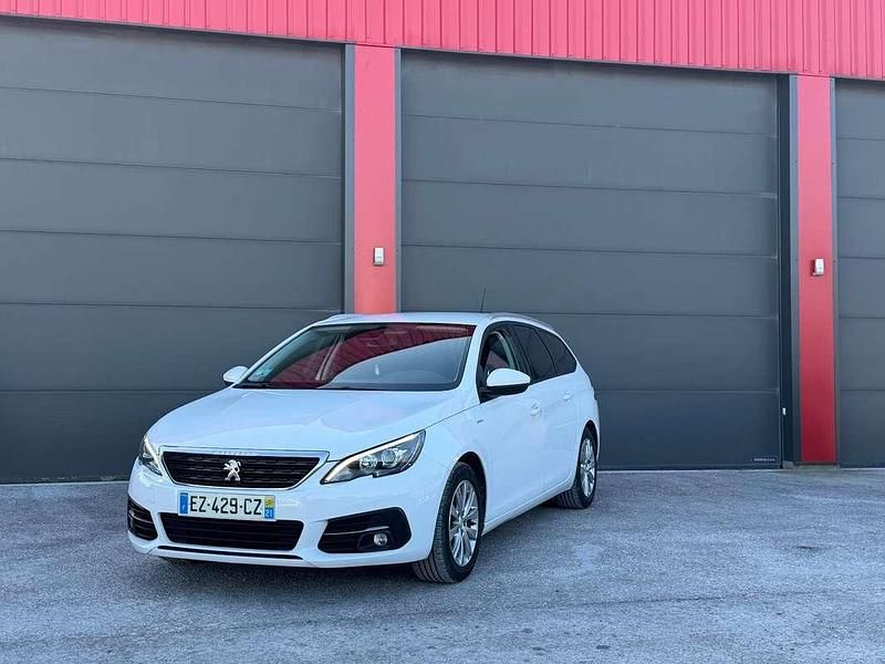 Occasion Peugeot 308 SW Style 110 ch (80 kW) 2018 Blanc Break